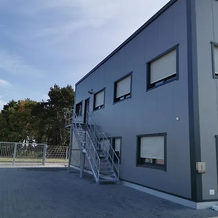 Die Halle - Hier Lasst Es Sich Schlafen